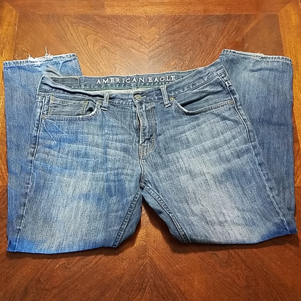 American eagle distressed slim jeans